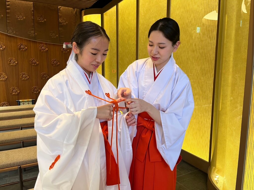 巫女ブログ　巫女の新人研修　赤巫女デビュー編